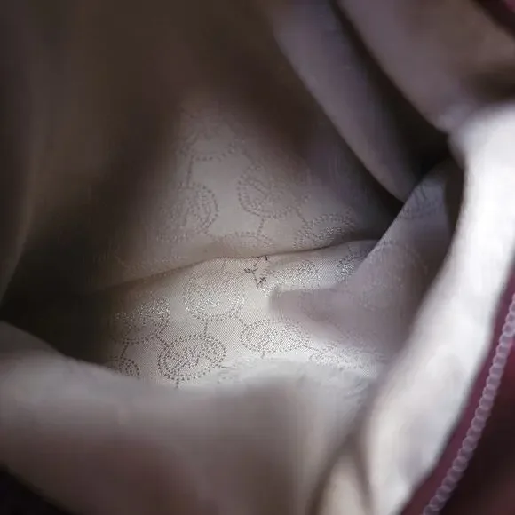 Michael Kors Purse Jet Set Tote Bag Burgundy with Gold Chain​ - Picture 9 of 11